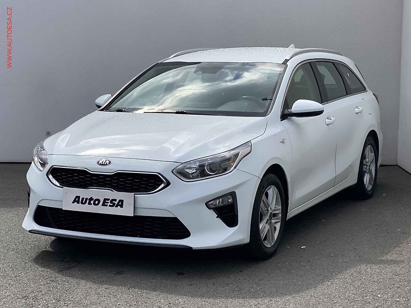Kia Ceed (2019) 1.4 T-GDi, Vision, navi - fotka 3 z 19