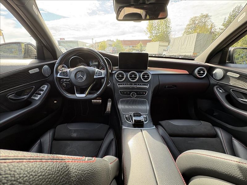 Mercedes-Benz Třídy C 3,0 43AMG 270kW 4M,Bohatá výba - fotka 12 z 50