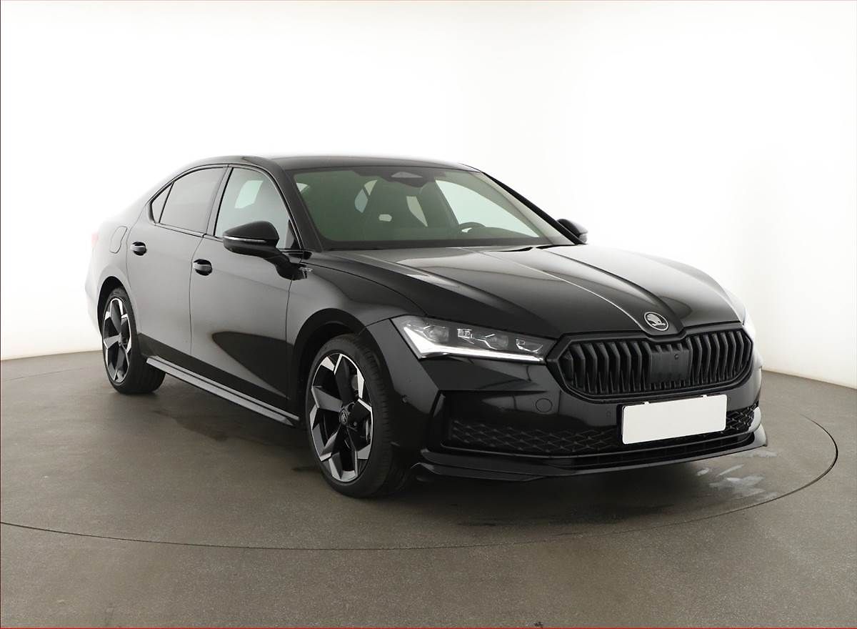 Škoda Superb 2.0 TDI, Sportline, Navigace