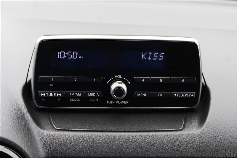 Mazda CX-3 2,0 SKYACTIV - fotka 11 z 21