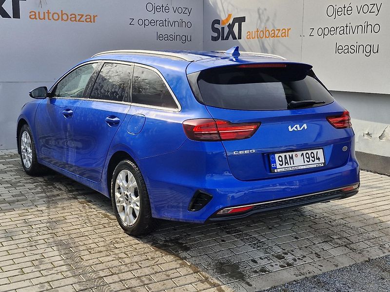 Kia Ceed  Top 1,5 T-GDI (118 kW) MAN - fotka 5 z 10