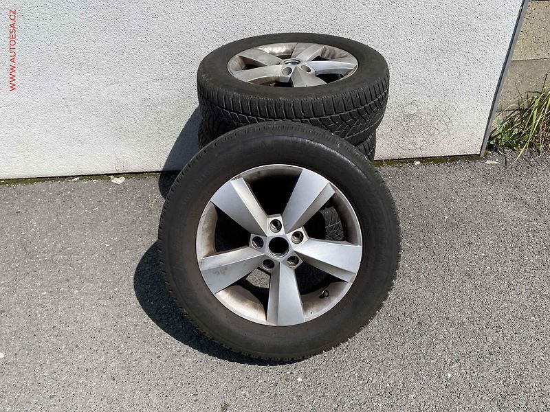 Škoda Karoq (2023) 2.0 TDi 4x4, Ambition, DSG, - fotka 20 z 20