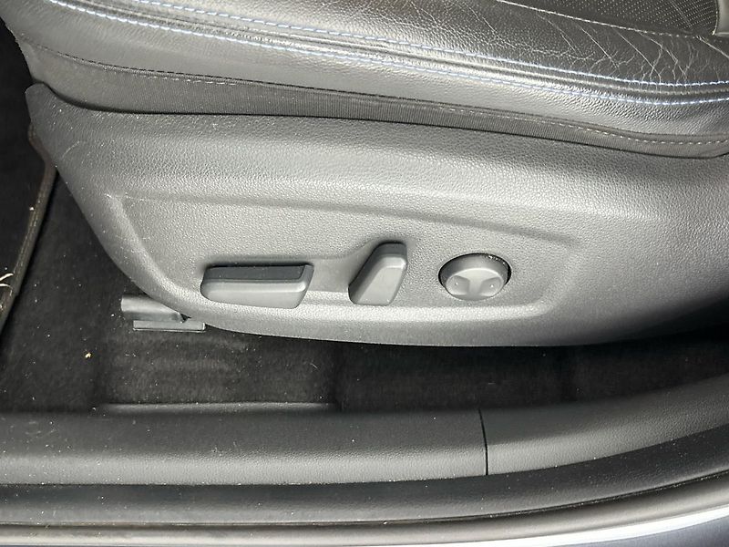 Hyundai Kona 64kWh - fotka 26 z 27