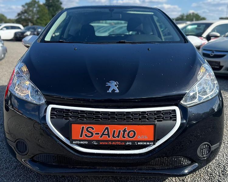 Peugeot 208 (2014) - fotka 3 z 13