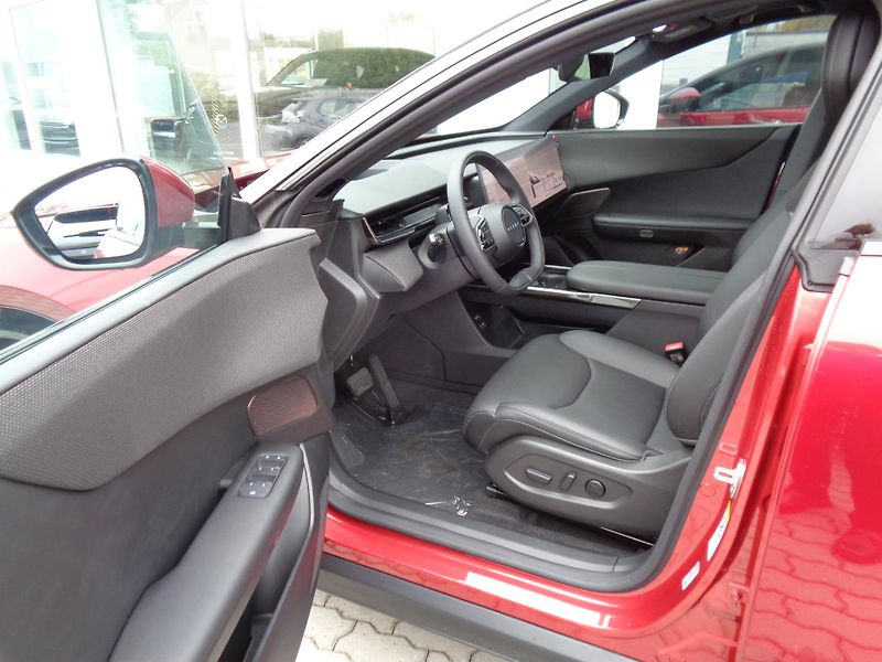 Mazda CX-6e (2026) 258 PS, AT, 4x4, Takumi - fotka 7 z 38