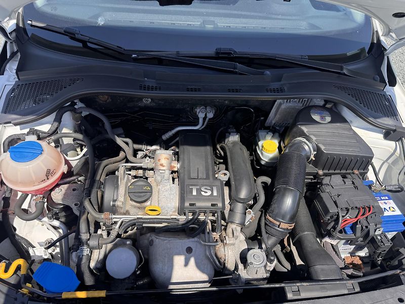 Škoda Rapid spaceback 1.2 TSi,STK 6/28 - fotka 4 z 17