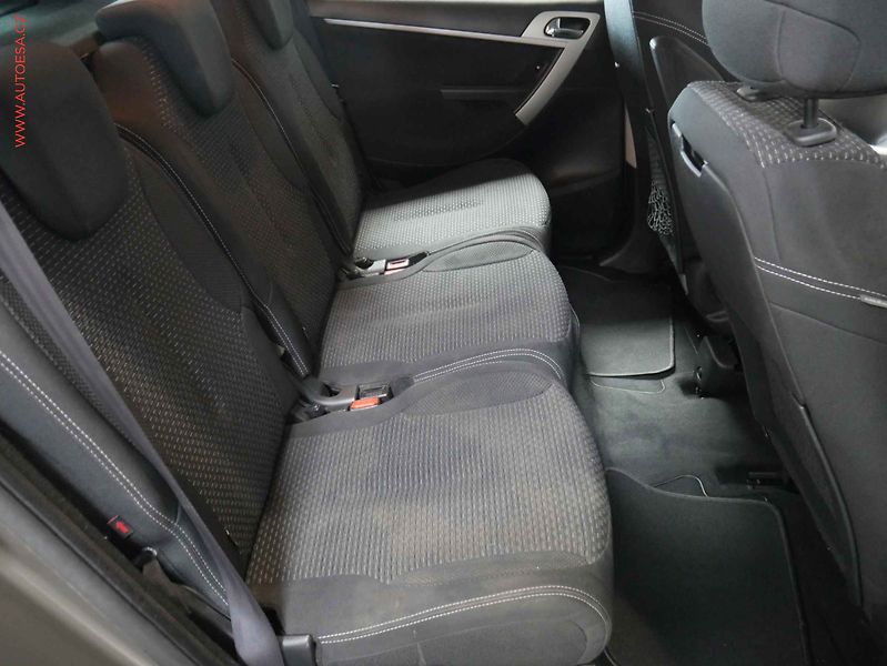 Citroën C4 Picasso (2013) 1.6 HDI Comfort, AT, AC, temp - fotka 11 z 22
