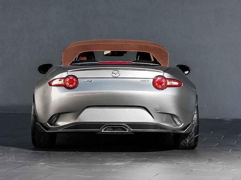 Mazda MX-5 Speedster.