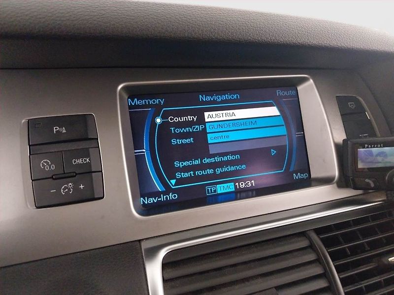 Audi Q7 (2006) 3.0 TDI , 4X4, Automat, Navi - fotka 18 z 21
