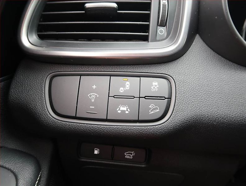 Kia Sorento (2018) GT Line 2.2 CRDi - fotka 28 z 30