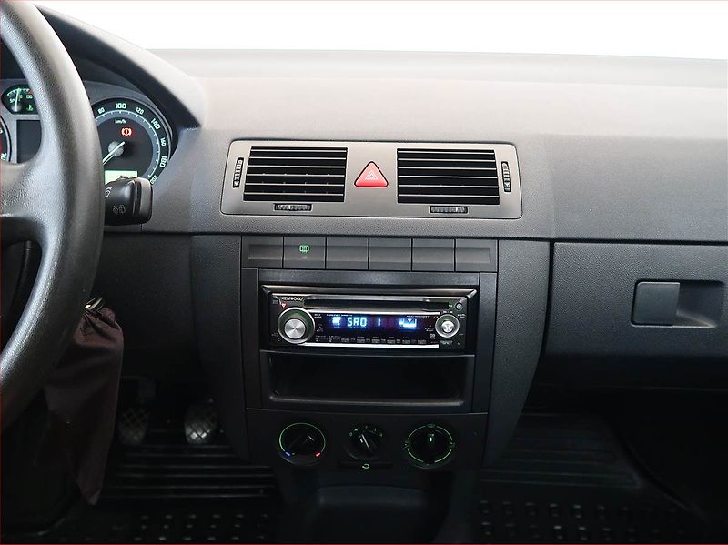 Škoda Fabia (2006) 1.2 12V, Serv.kniha, po STK - fotka 12 z 13