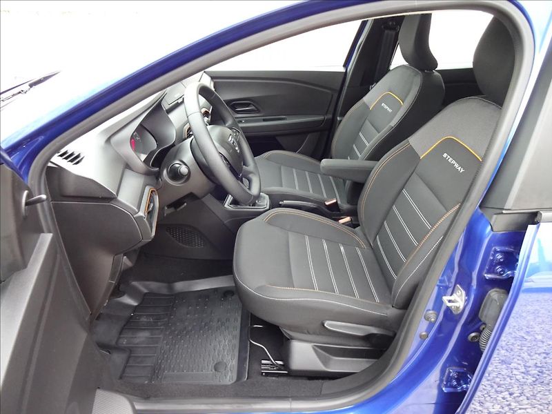 Dacia Sandero 1,0 TCe STEPWAY - fotka 16 z 46