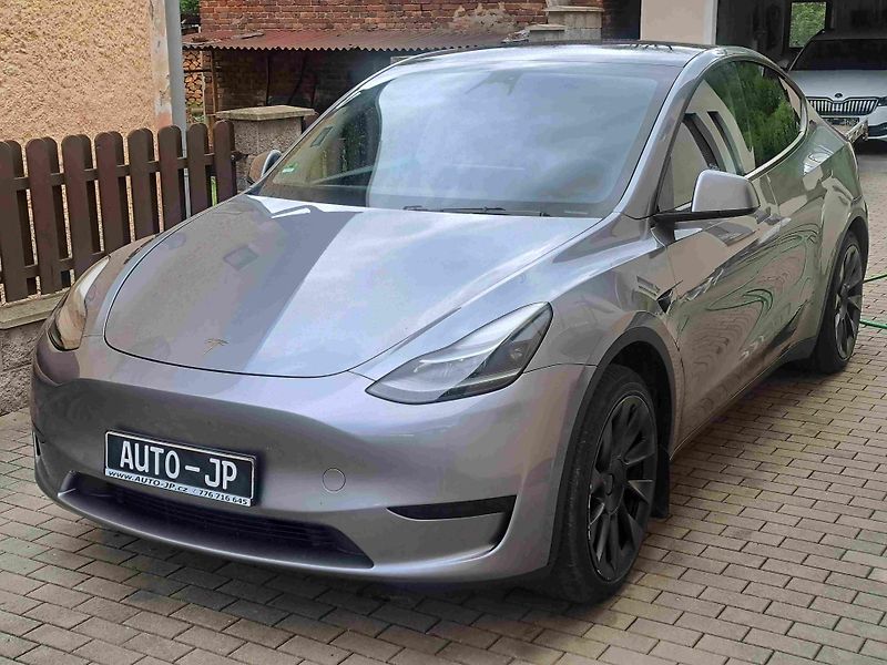 Tesla Model Y (2024) RWD   Standard Range   SOH-96% - fotka 6 z 15