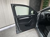 Škoda Karoq 1.5 TSi 125 YEARS ČR 1.MAJ SER - náhled 21