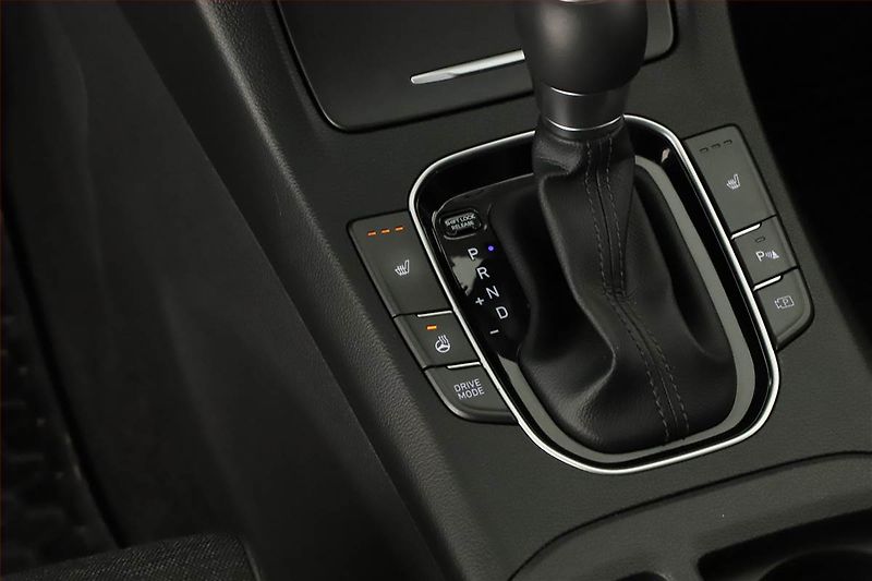 Hyundai i30 (2023) Style 1.5 T-GDI MHEV, ČR,1.maj - fotka 15 z 16