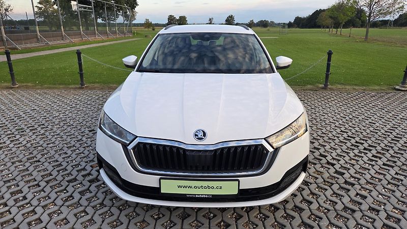Škoda Octavia  1.0 TSI 81 kW, CZ, DPH, LED - fotka 2 z 30