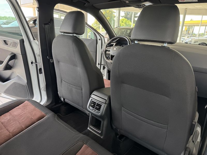 Seat Ateca 2,0TDI 140kW*4x4*DSG*XCELLENCE - fotka 16 z 34