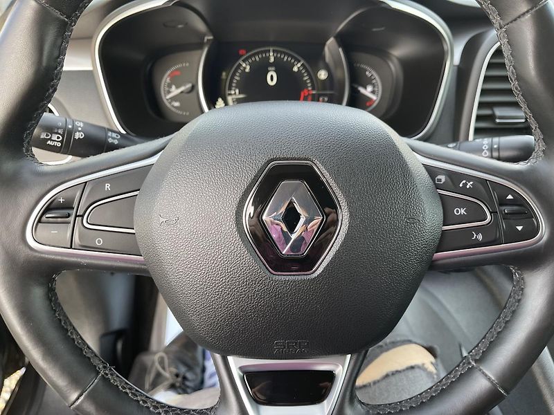Renault Talisman 1.7 BlueDci NAVIG-TOP-DPH-ČR ! - fotka 24 z 31