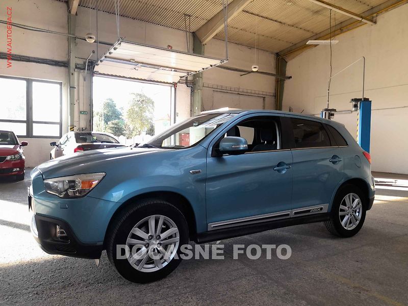 Mitsubishi ASX (2011) 1.8Di-D 4x4, ČR, Xenon - fotka 1 z 3