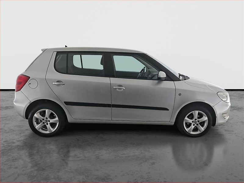 Škoda Fabia (2012) Elegance 1.6 TDI, Tempomat - fotka 6 z 15