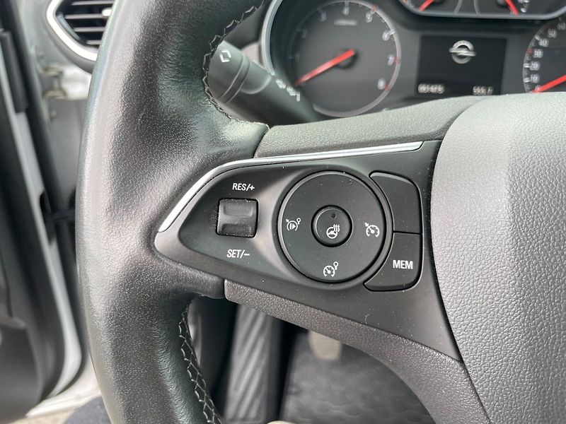 Opel Crossland Elegance 1,2 Turbo, 1. maj, ČR - fotka 21 z 33