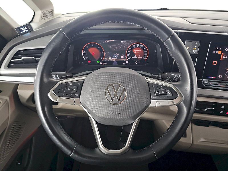Volkswagen Multivan (2023) 2.0TDI DSG 110KW STYLE TAŽNÉ N - fotka 8 z 35