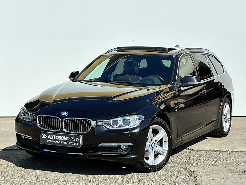 BMW Řada 3 320d 135kW xDrive - fotka 1 z 26