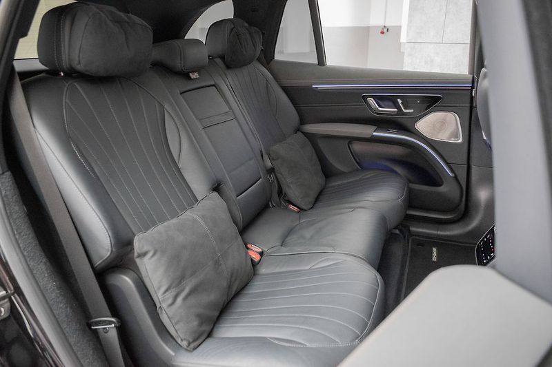 Mercedes-Benz EQS 450 AMG*4M*AIR*TAŽNÉ*TEPELKO* - fotka 14 z 52