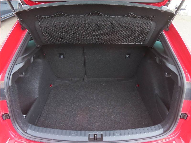 Škoda Scala (2024) 1.0 TSI, Drive, FullLed - fotka 14 z 16