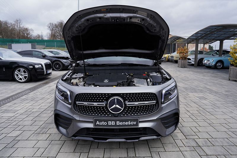 Mercedes-Benz GLB 200d 4Matic/AMG/AT/150 PS/Led - fotka 9 z 50