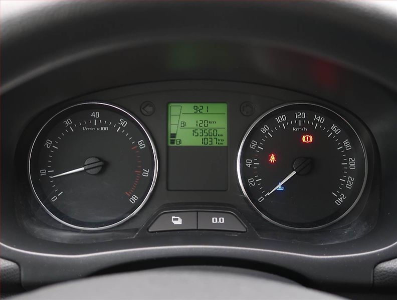 Škoda Fabia (2011) Ambition 1.2 TSI, Serv.kniha - fotka 11 z 18
