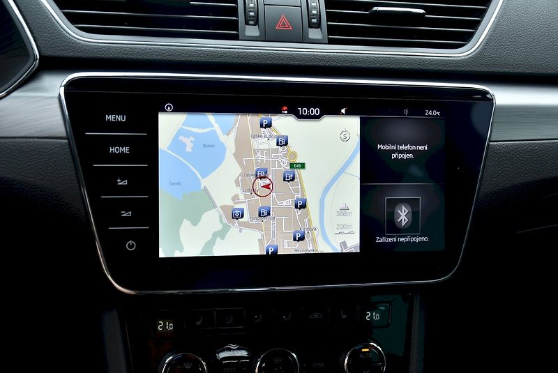 Škoda Superb (2019) Style Plus 2.0 TDI 140kW DSG - fotka 17 z 34