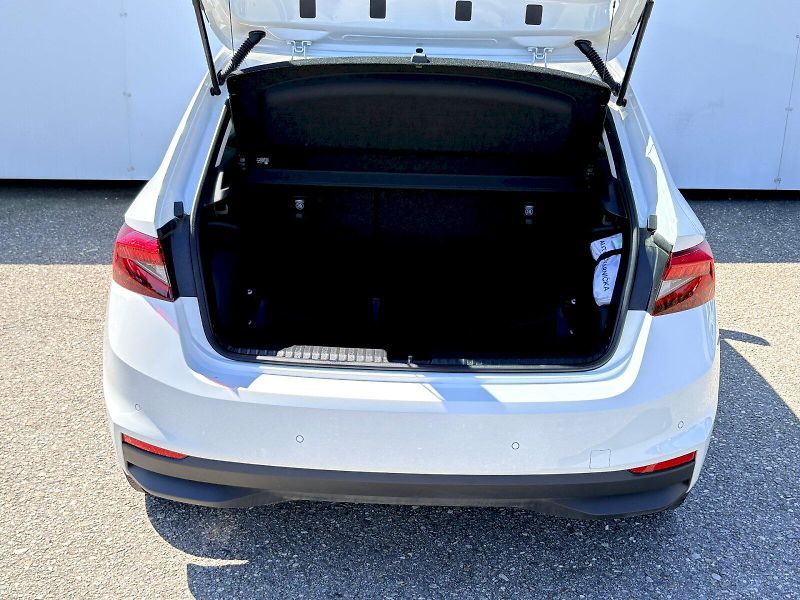 Škoda Fabia (2025) 1.0 TSI / 70 kW / SELECTION - fotka 18 z 24