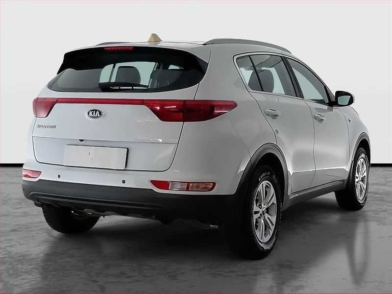 Kia Sportage (2016) 1.6 GDI, Serv.kniha, Xenony - fotka 5 z 17