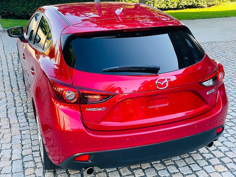 Mazda 3 2.0i MANUÁL LED KAMERA VÝHŘEV - fotka 15 z 48