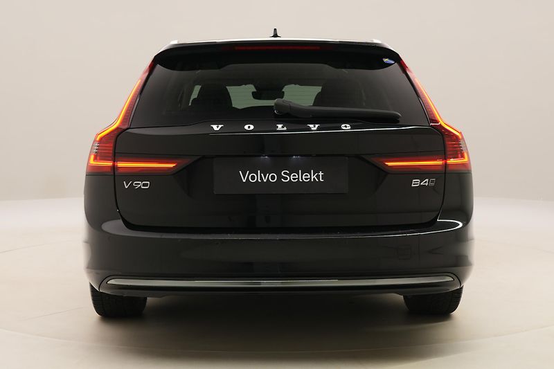 Volvo V90 B4 AWD BRIGHT PLUS AUT CZ - fotka 12 z 60