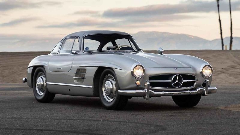Mercedes-Benz 300SL zpěváka Adama Levine