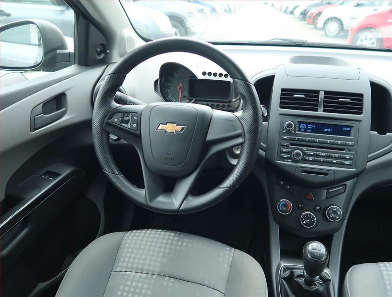 Chevrolet Aveo (2012) 1.2 i 16V, ČR,1.maj, po STK - fotka 7 z 14