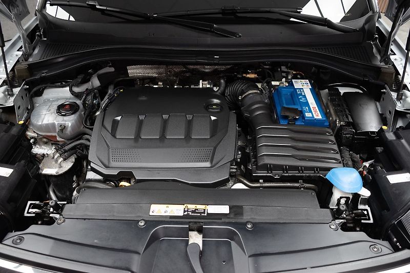Škoda Kodiaq 2.0TDI 4x4*L&K*TAŽNÉ*DPH*ČR 1M - fotka 44 z 52