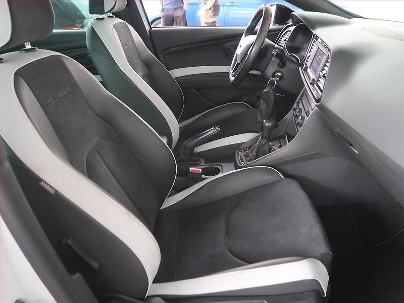Seat Leon (2014) 2.0 TSI Cupra 280, Automat - fotka 9 z 17