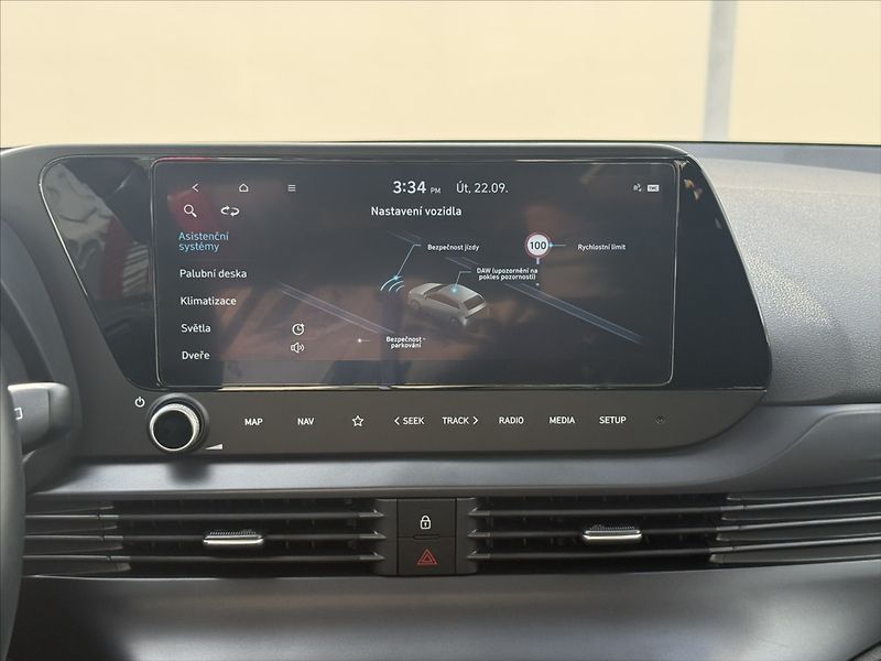 Hyundai i20 1,2 DPI 57kW Wave - fotka 14 z 23