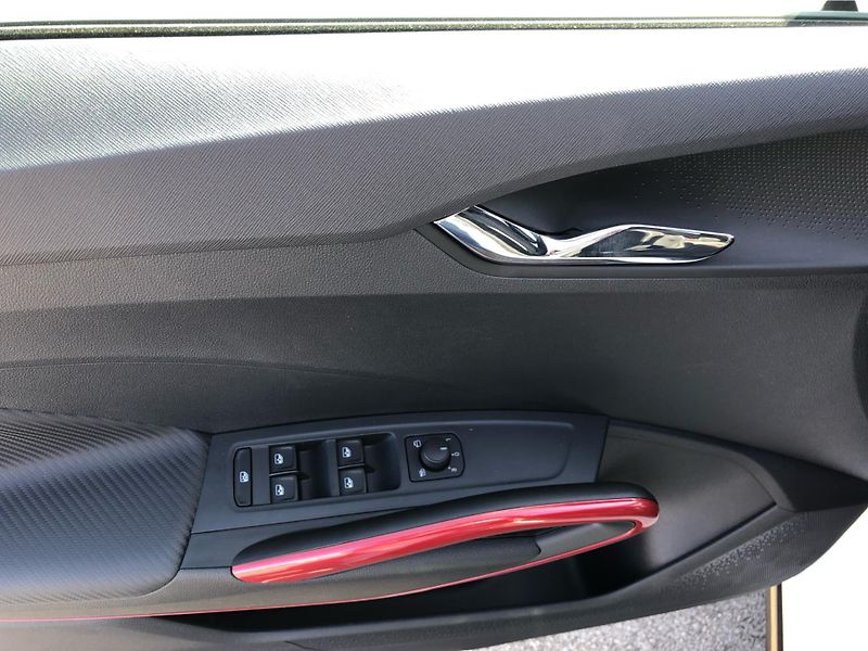Škoda Fabia 1,0 TSI - fotka 15 z 29
