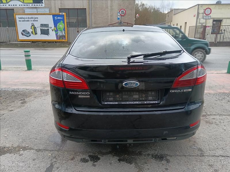 Ford Mondeo 2,0 TDCi  Limited Edition - fotka 8 z 20