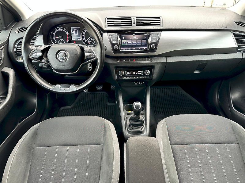 Škoda Fabia (2021) 1.0 TSI 70kW Style Combi - fotka 5 z 22