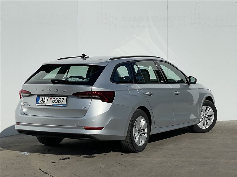 Škoda Octavia 2,0 TDI 4x4 DSG Ambi Plus TZ - fotka 3 z 21