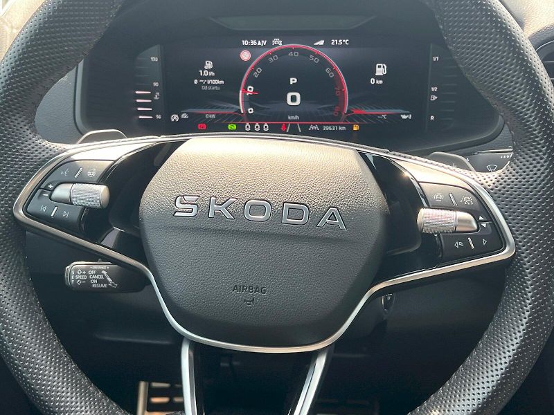 Škoda Karoq (2025) Sportline 1.5TSi 110kW 7°autom - fotka 23 z 32