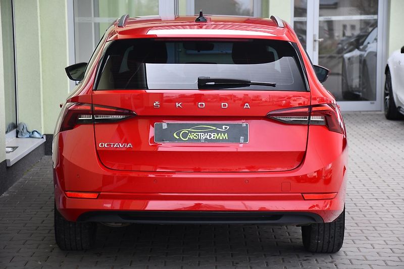 Škoda Octavia 1.5TSi ČR 1M Ambition - fotka 10 z 41