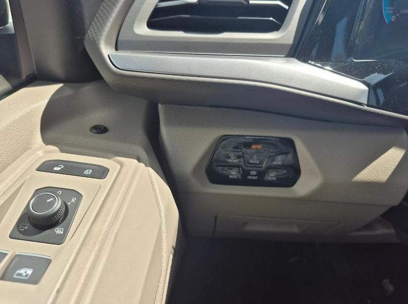 Volkswagen Multivan (2025) - fotka 6 z 11