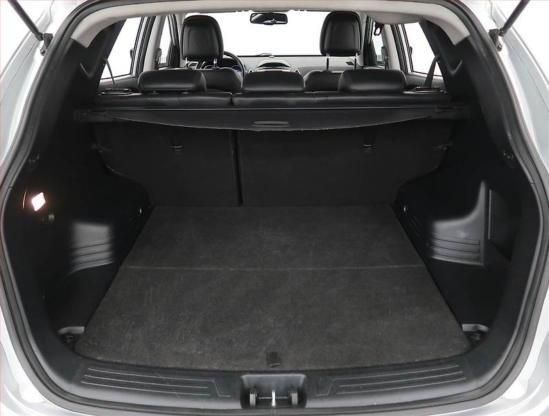 Hyundai ix35 (2012) 1.7 CRDi, Tempomat - fotka 13 z 18