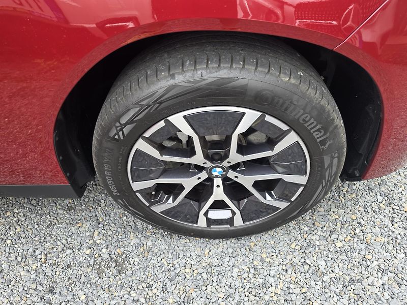 BMW X3 2.0 D X Drive  - fotka 7 z 17